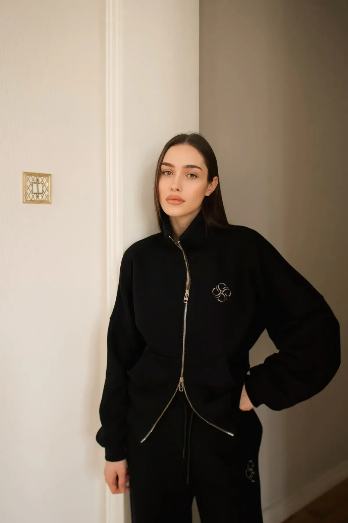 Hoodie with Embroidered Logo Negro, foto 3